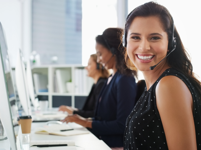 What should you include when saying thank you to customers in a social media post? We share the answers here.