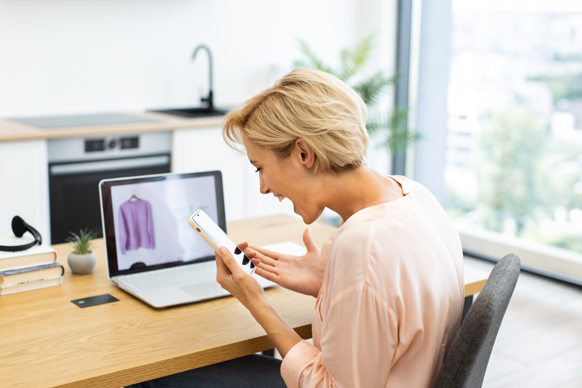 Upset customer making complaint call about online purchase issue